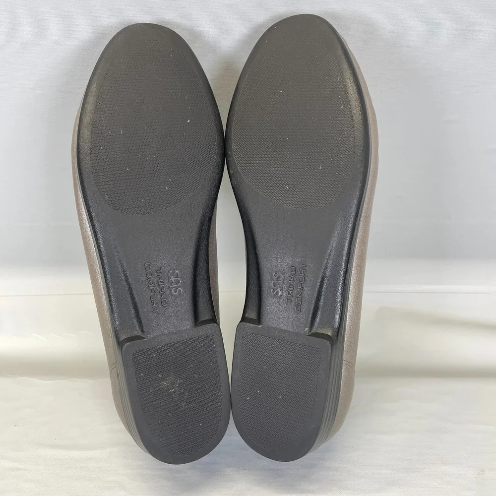 SAS Metro Horsebit Loafers Womens Size 9.5 M Gray Silver Leather Tripad Shoes
